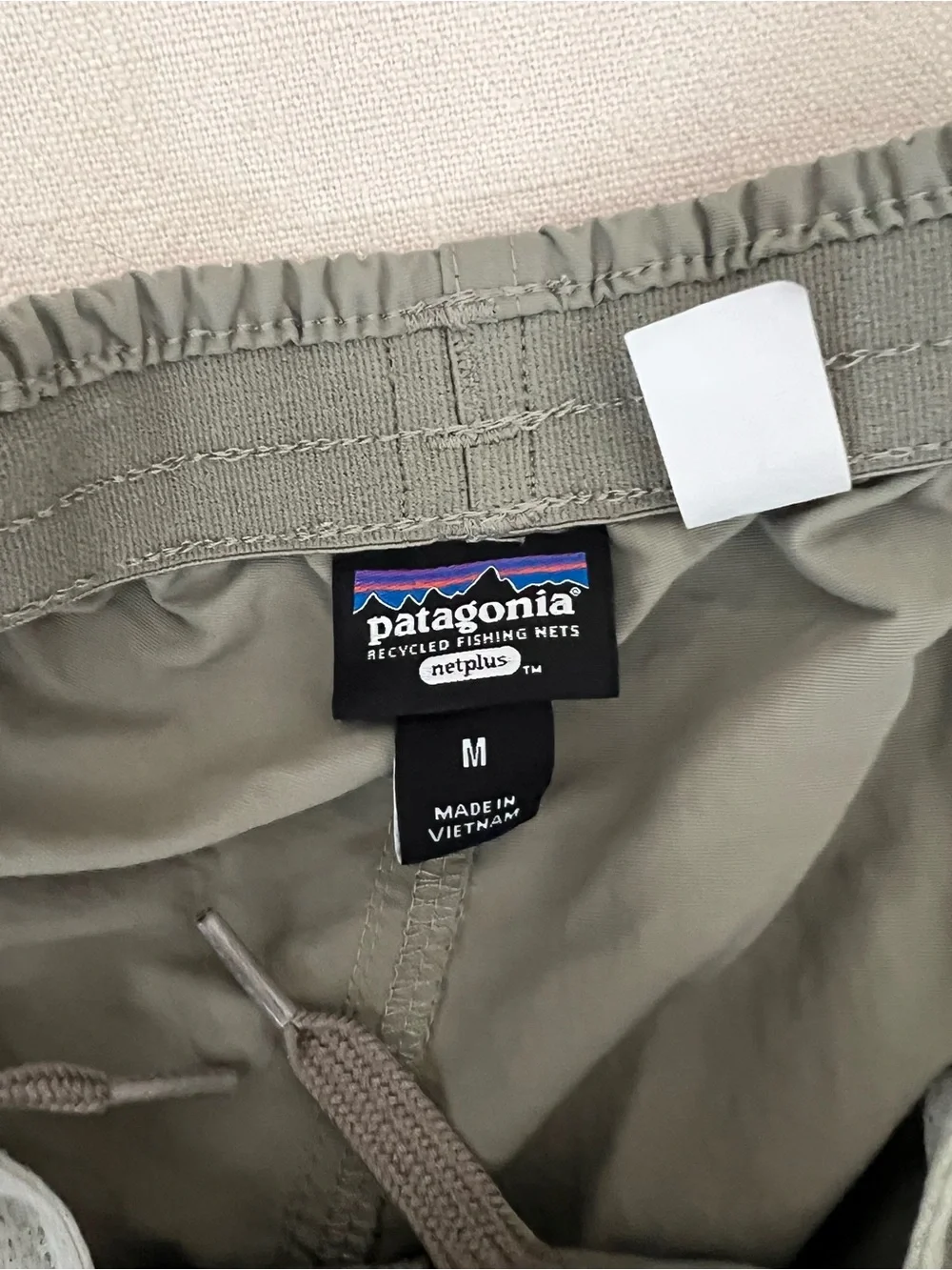 Patagonia Women’s Baggies Shorts M - Picture 3 of 3